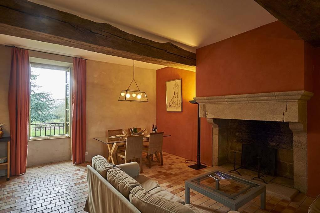 Corseul Gite La Terrasse - Manoir Le Plessix Madeuc מראה חיצוני תמונה